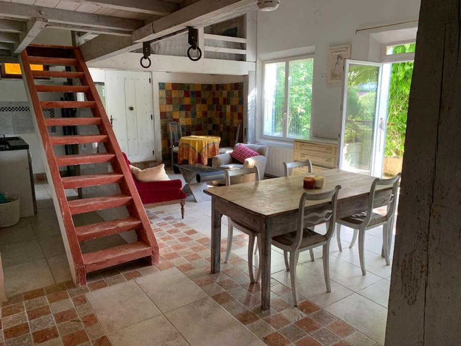 Le Tapis Vert - Loft Avec Jardin Auch Luaran gambar
