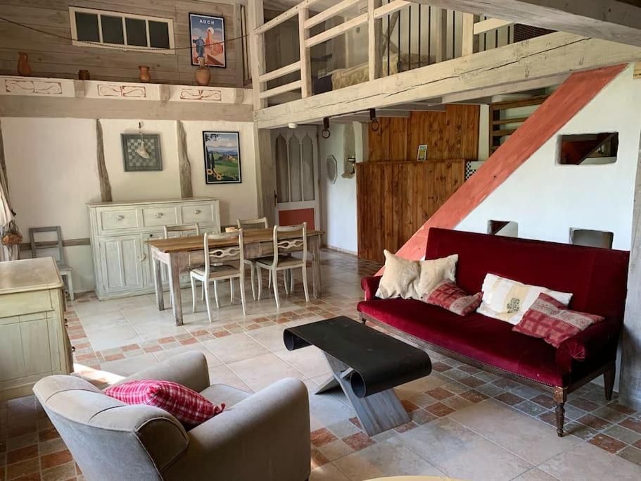 Le Tapis Vert - Loft Avec Jardin Auch Luaran gambar